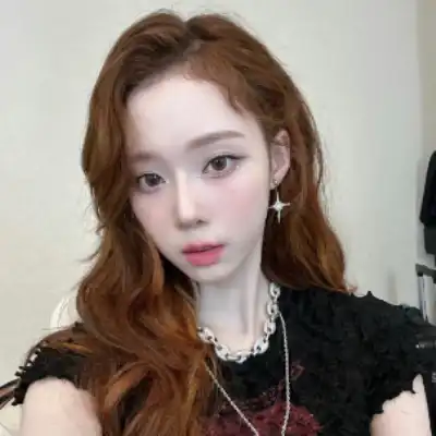 公奥婷